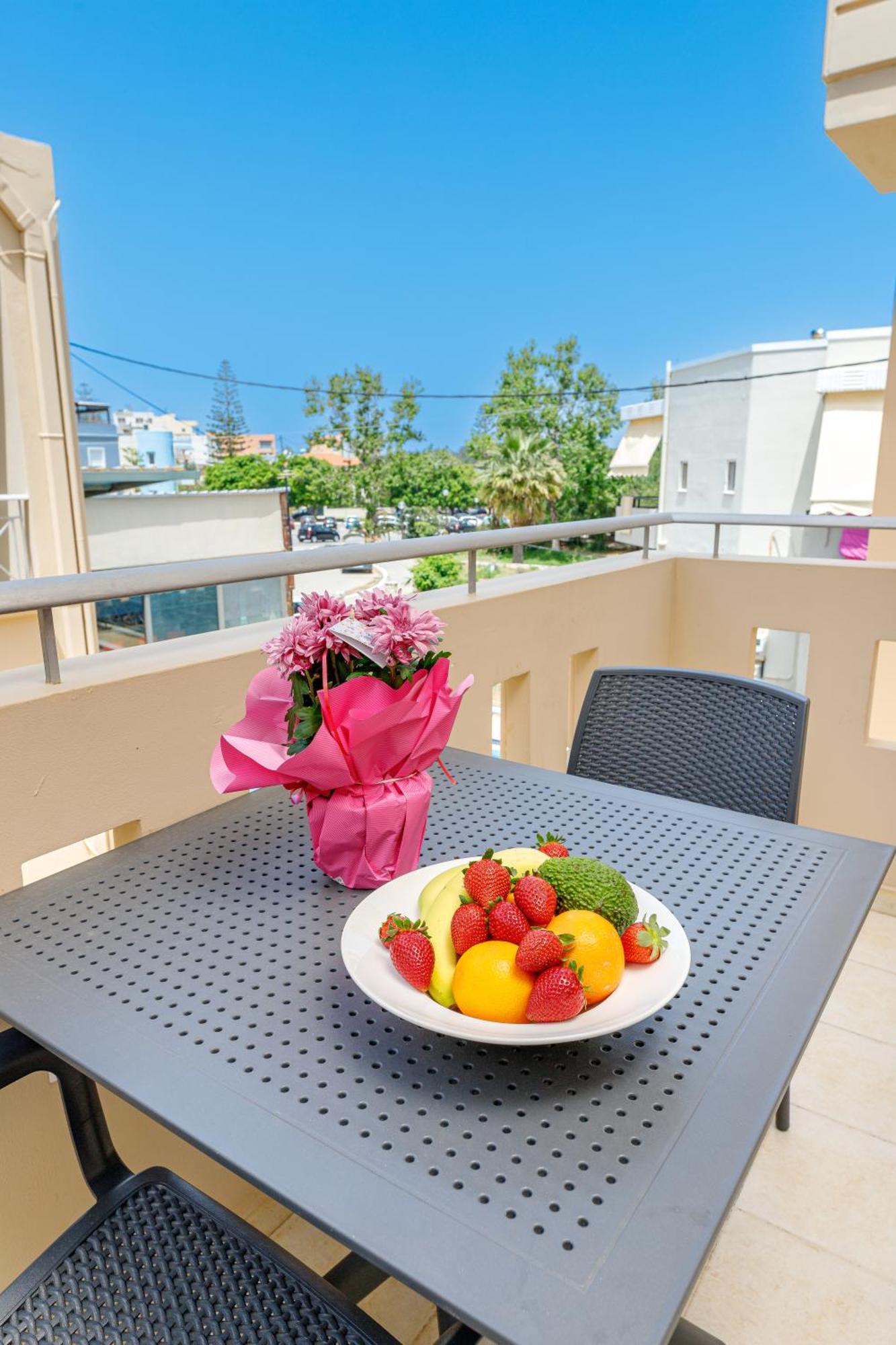 Sun Beach Apartments Kato Daratso Extérieur photo